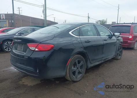 2016 Chrysler 200 Lx z USA, uszkodzony, nr VIN 1C3CCCFB0GN130859